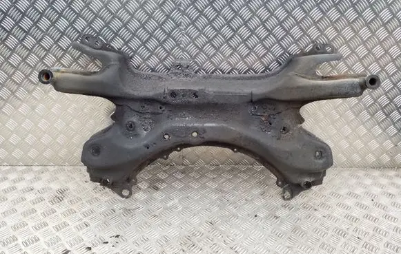 Toyota Auris E180 Front subframe