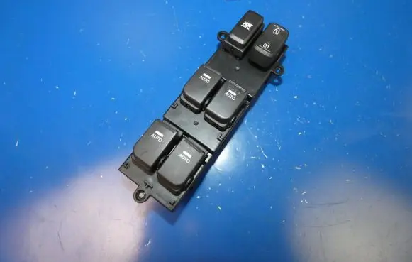 KIA Optima Electric window control switch 93570-2T920 KATFPM920 20120126
