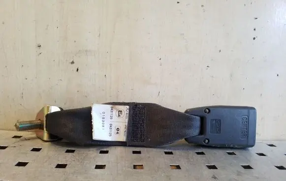 Subaru Forester SG Middle seatbelt buckle (rear) A1490C