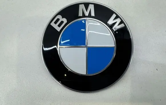 BMW 5 G30 G31 G38 Manufacturer badge logo/emblem 7499154