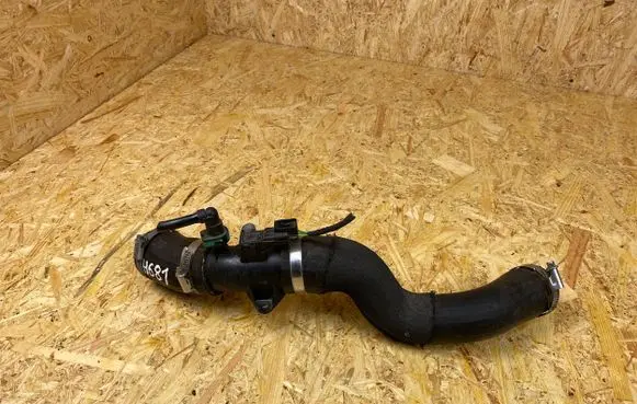 Intercooler hose/pipe