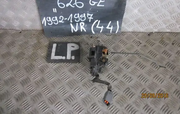 Mazda 626 Front door lock