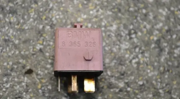 BMW 5 E39 Other relay 0332019168 770232p1