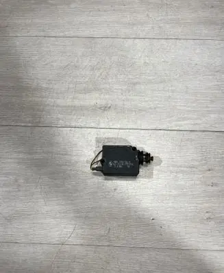 BMW X5 E53 Tailgate boot lock/latch motor 8379996