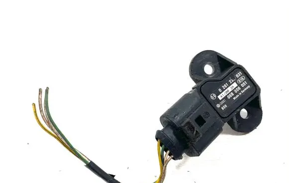 Volkswagen Golf IV Air pressure sensor 06B906051 0261230031 1J0973704