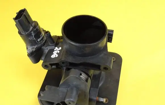 Chrysler Neon II Throttle body valve 04669894AB 04861000AD