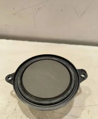 Audi Q3 8U Panel speaker 83A035454 20190318