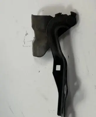 Mazda 6 Engine bonnet/hood hinges