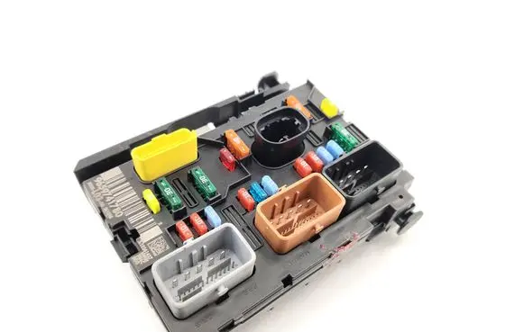Citroen C3 Fuse module 9659741780
