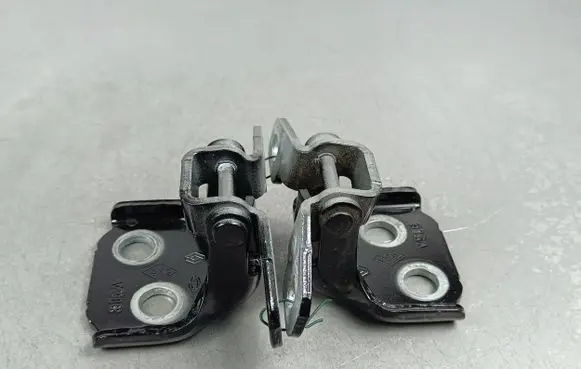 Renault Arkana Rear door hinge set 315A