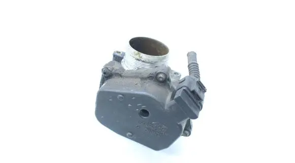 Volkswagen Touran II Throttle valve 03L128063L