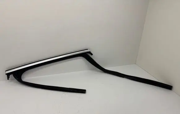 Audi Q5 SQ5 FY Rear door glass trim molding 80A839431A