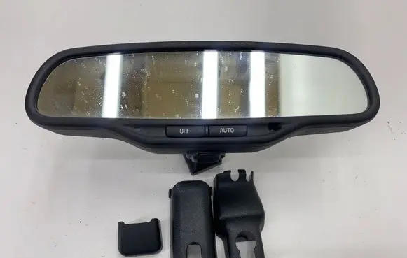Cadillac CTS Rear view mirror (interior) 033104 015322