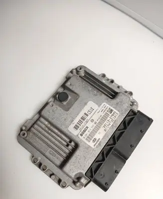 Hyundai Santa Fe Engine control unit/module 3911327805 3911627805 0281013583