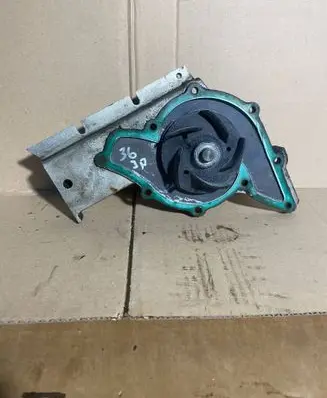 Audi A4 S4 B6 8E 8H Water pump 06C121019D