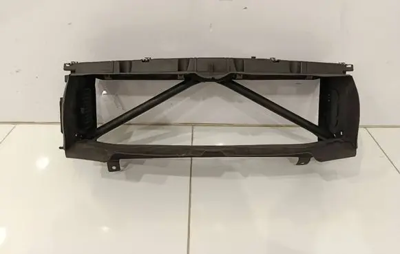 BMW 1 F20 F21 Intercooler air guide/duct channel 7245771 15677210