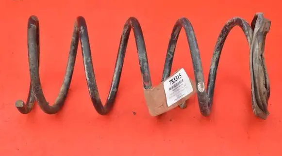 Toyota Carina T210 Front coil spring