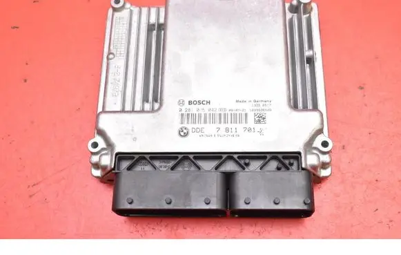 BMW 7 F01 F02 F03 F04 Engine control unit/module ECU 7811701