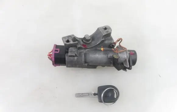 Seat Leon (1M) Ignition lock 4B0905851C