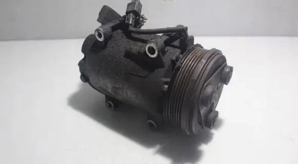 Ford Focus Air conditioning (A/C) compressor (pump)