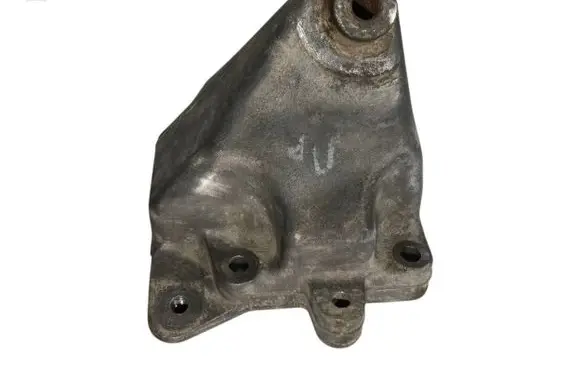 Mercedes-Benz E W211 Engine mounting bracket A2722231704