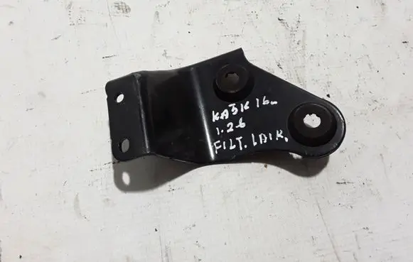Nissan Qashqai Air filter cleaner box bracket assembly 165884EA0A