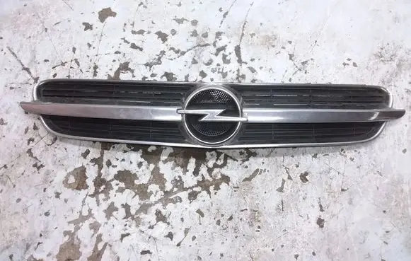 Opel Vectra C Front bumper upper radiator grill 13106811 464192822