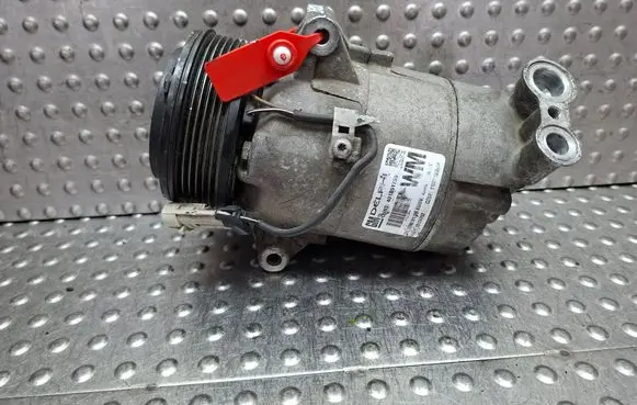 Opel Astra H Air conditioning (A/C) compressor (pump) S27639162 13124752