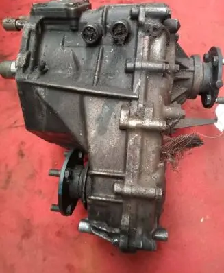 Toyota Hilux (AN10, AN20, AN30) Gearbox transfer box case 
