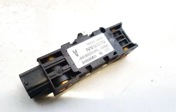 Nissan Note (E11) Airbag deployment crash/impact sensor 0285003019