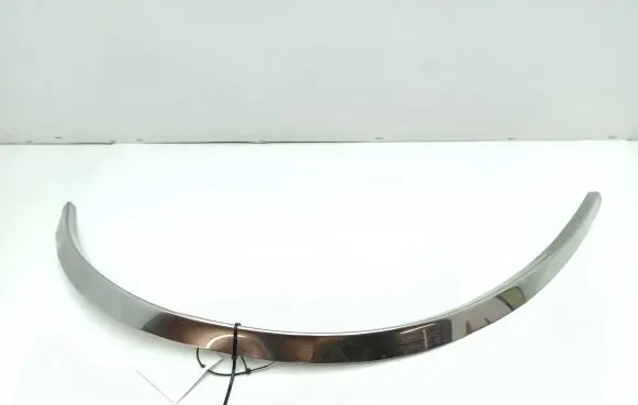 Mercedes-Benz COMPAKT W115 Front arch trim 