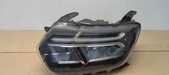 Renault Duster II Headlight/headlamp 260602287R