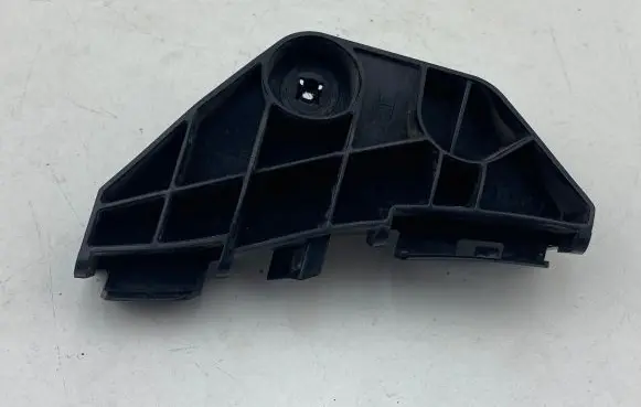 Toyota Corolla E140 E150 Rear bumper mounting bracket 5256202080