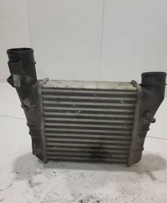 Audi A4 S4 B7 8E 8H Intercooler radiator 1K0145805AA 3229440