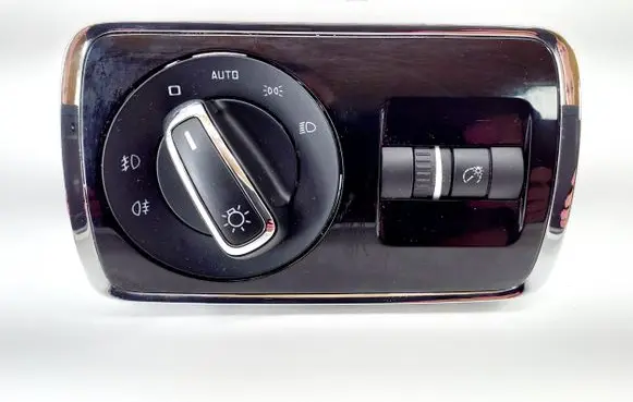 Skoda Superb B6 (3T) Light switch 3T0941431B