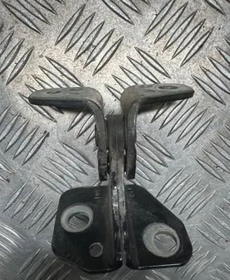 Jeep Grand Cherokee Rear door upper hinge 