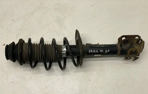 Toyota Yaris Front shock absorber/damper 318008 131500318008 30R32A