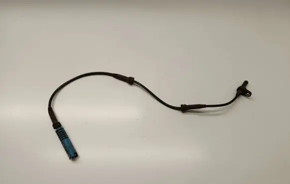 BMW 5 E60 E61 ABS brake wheel speed sensor 0265007471