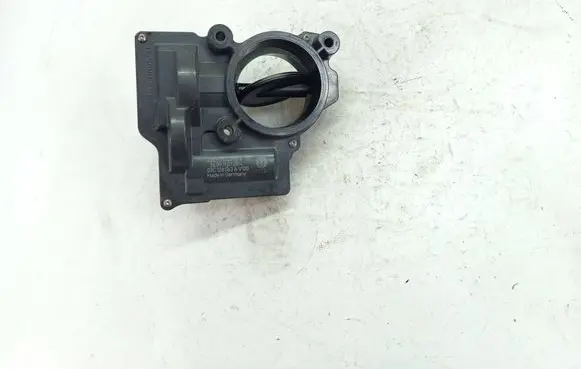 Volkswagen Beetle A5 Throttle valve 03C128063A A2C53104475 260911072842