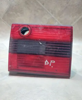 Volkswagen PASSAT B4 Tailgate rear/tail lights 3A9945108C