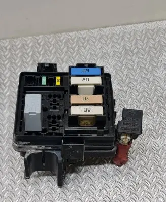 Renault Scenic III - Grand scenic III Fuse module 63595709 200907011
