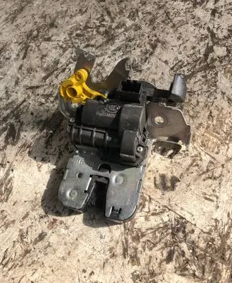 Audi A4 S4 B9 Tailgate/trunk/boot lock/catch/latch 4m0827506d