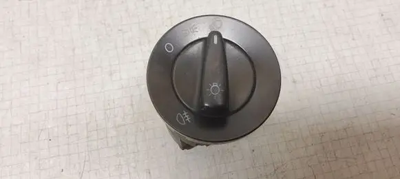 Volkswagen PASSAT B5.5 Light switch 1C0941531