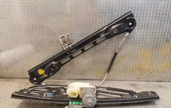 Mercedes-Benz E W211 Front door electric window regulator 2117200146