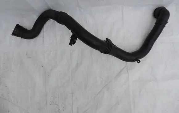 Opel Astra K Intercooler hose/pipe 39017739