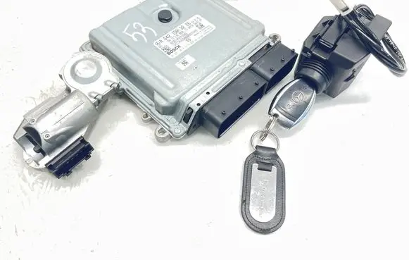 Mercedes-Benz E W211 Engine ECU kit and lock set A6421503226 A2115452308