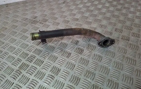 Nissan X-Trail T30 Engine coolant pipe/hose