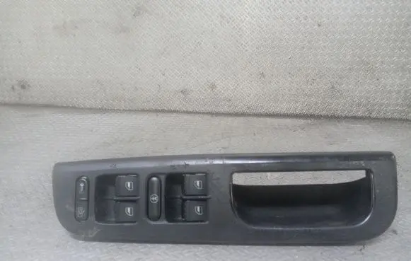 Volkswagen Golf IV Electric window control switch 1J4959857B