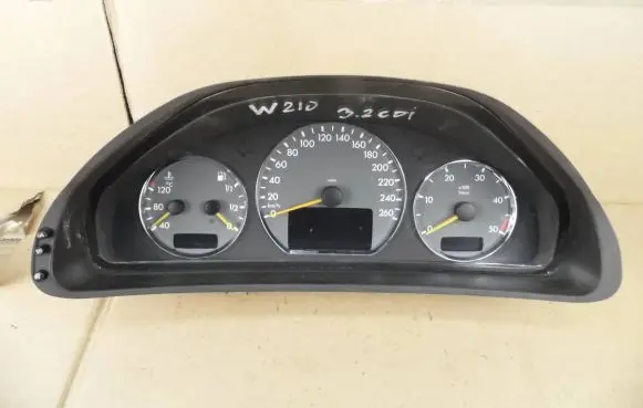 Mercedes-Benz E W210 Speedometer (instrument cluster) A2105400311 110008915009