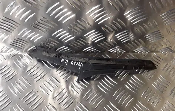 Toyota Verso Fender end trim 